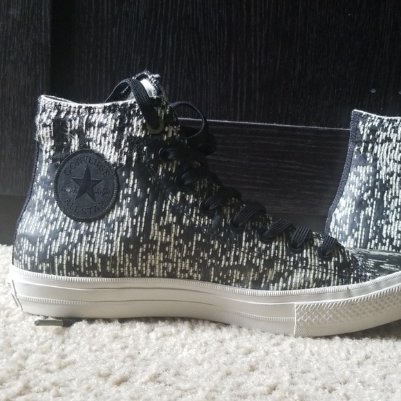 sneakers - Picture 2 of 3